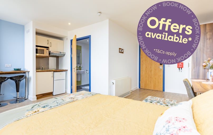 Deluxe Studio, Central Studios, 4 Greyfriars Road, City Centre, Reading - Image 1